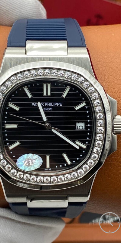 часы Patek Philippe Nautilus