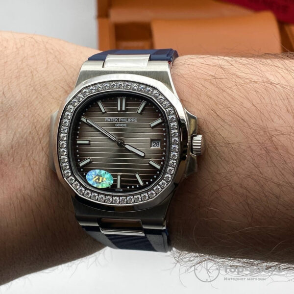 Часы Patek Philippe Nautilus — изображение 9