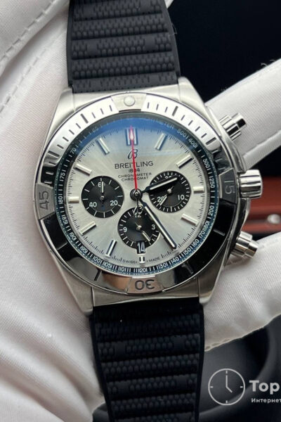 часы Breitling Chronomat
