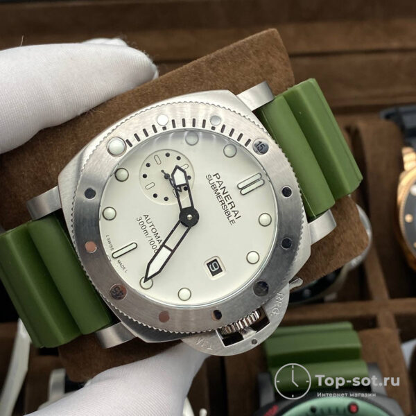 Часы PANERAI LUMINOR SUBMERSIBLE — изображение 4