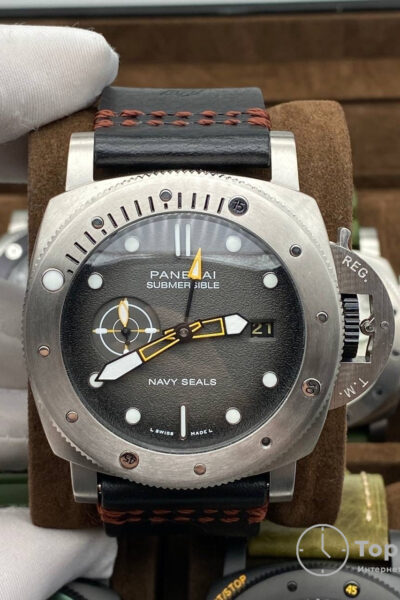 часы PANERAI SUBMERSIBLE